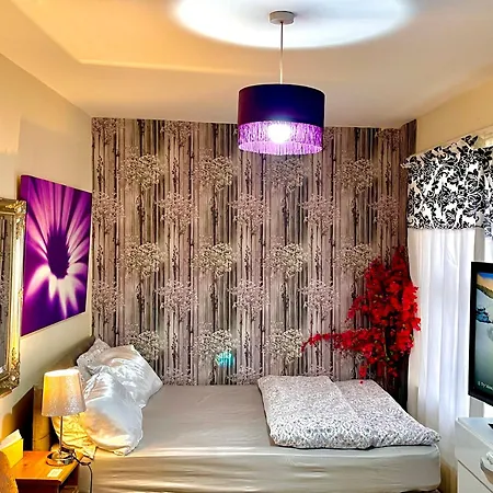 Comfy Double Bedroom With A Private Toilet